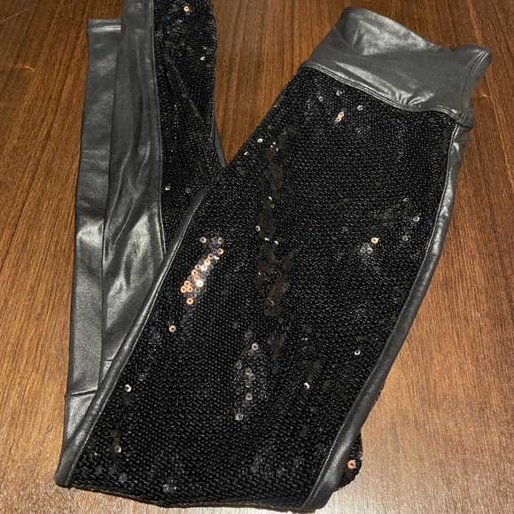 SPANX Pants - EUC Spanx Faux Leather and Sequin Leggings
